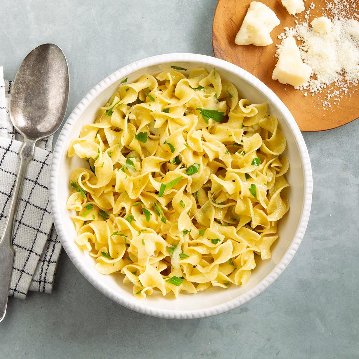 Buttered Egg Noodles with Peas - Simply Recipes - Fewer Worries, More ...